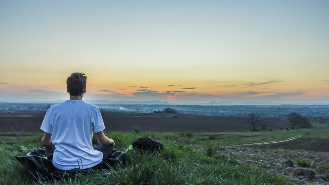 Wie Meditation zum neuen Fitness-Trend geworden ist Wie Meditation zum neuen Fitness-Trend geworden ist