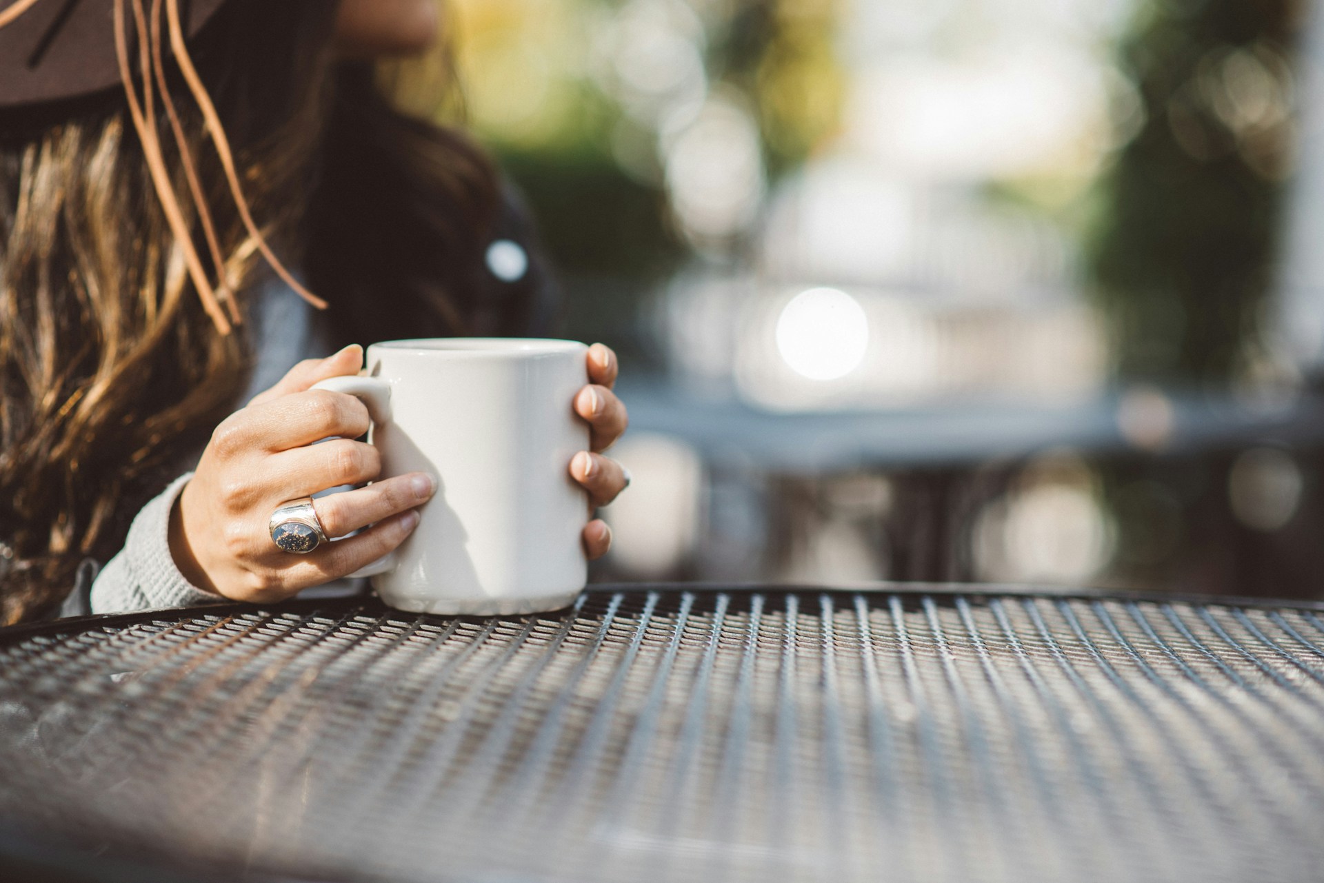 Die Wirkung von Kaffee mit Honig als Süßungsmittel